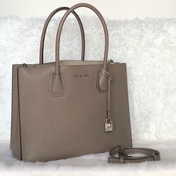 Michael Kors Handbags - 🌟Michael Kors Cinder Large Leather Satchel